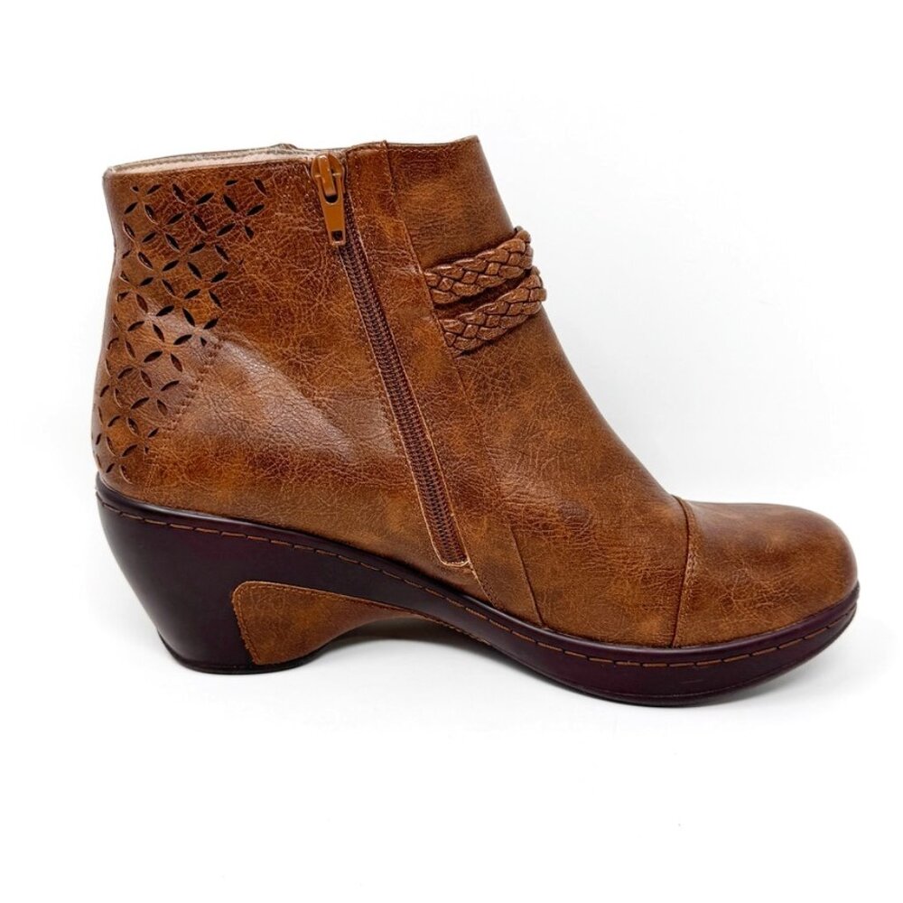 JBU Jambo Design Womens Brown Vegan Leather Laser Cut Side Zip Bootie Size 11